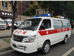 金杯海狮平顶2.0L转运型救护车